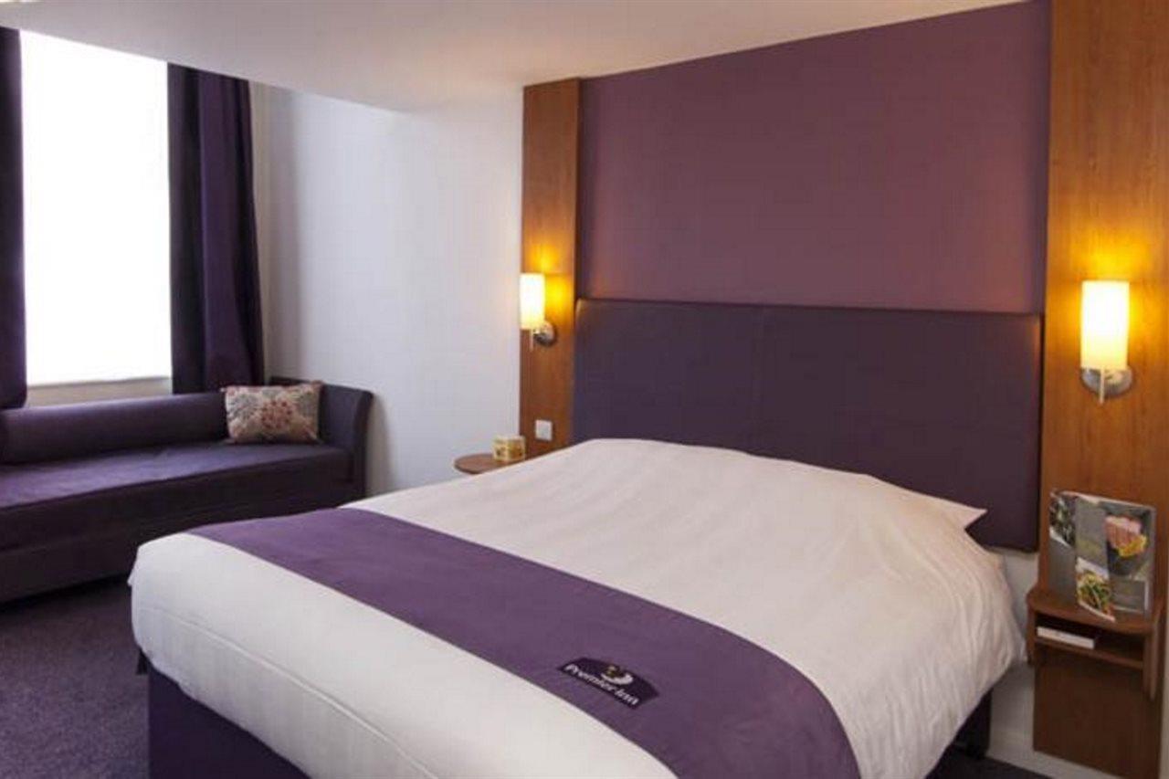 Premier Inn London Hampstead Exterior foto