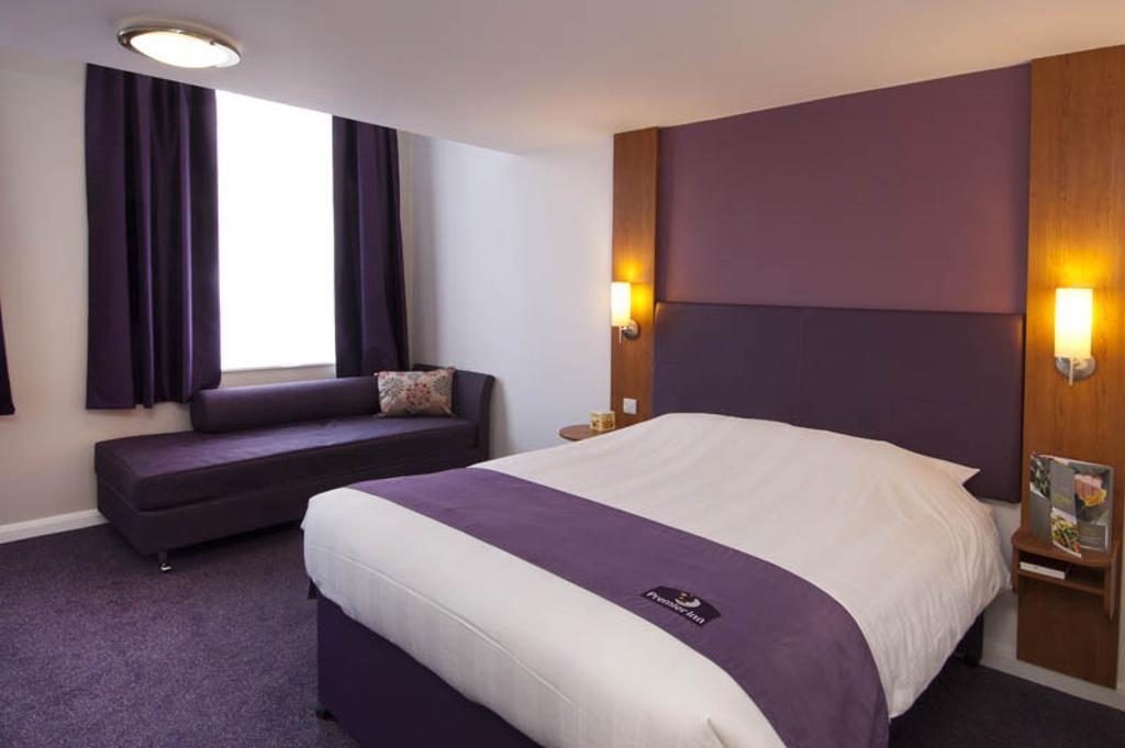 Premier Inn London Hampstead Exterior foto