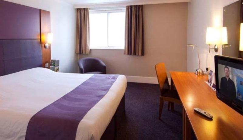 Premier Inn London Hampstead Exterior foto